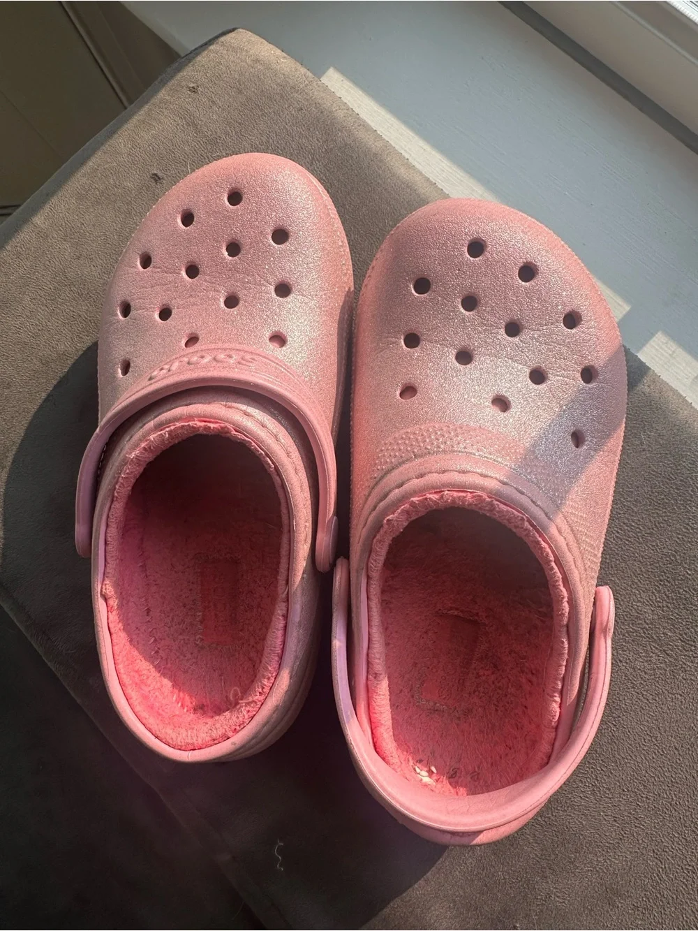 Crocs Kids Pink Glitter Fuzz Lined Classic Clog Shoes Size C12
